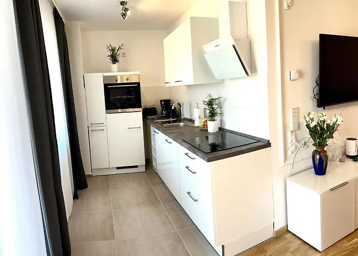 Апартаменты Leon Art